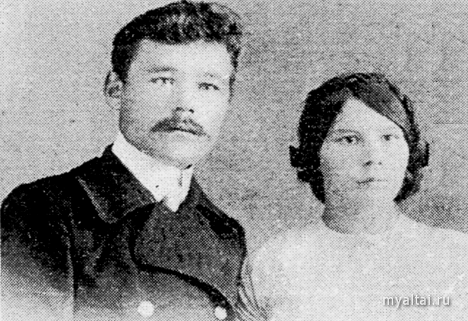 Александр Иосифович Молодов с женой Марией Анисимовной